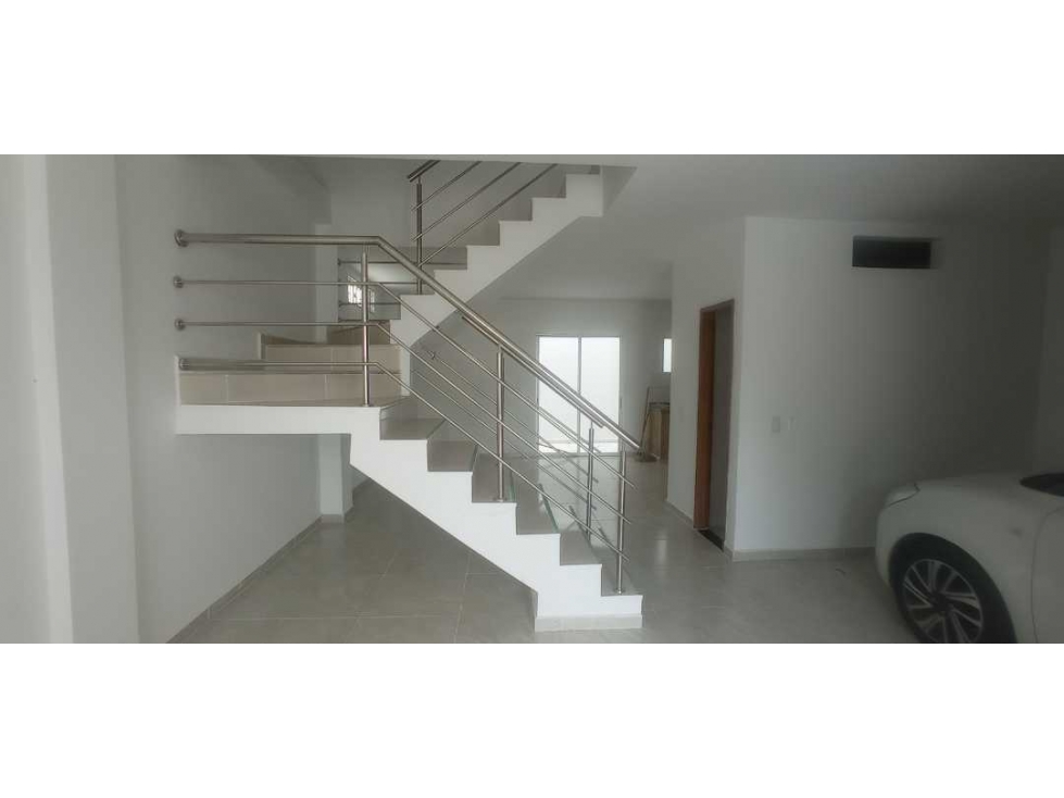 VENTA DE CASA EN LA URBANIZACIÓN ROSENDO GARCÉS, MONTERÍA