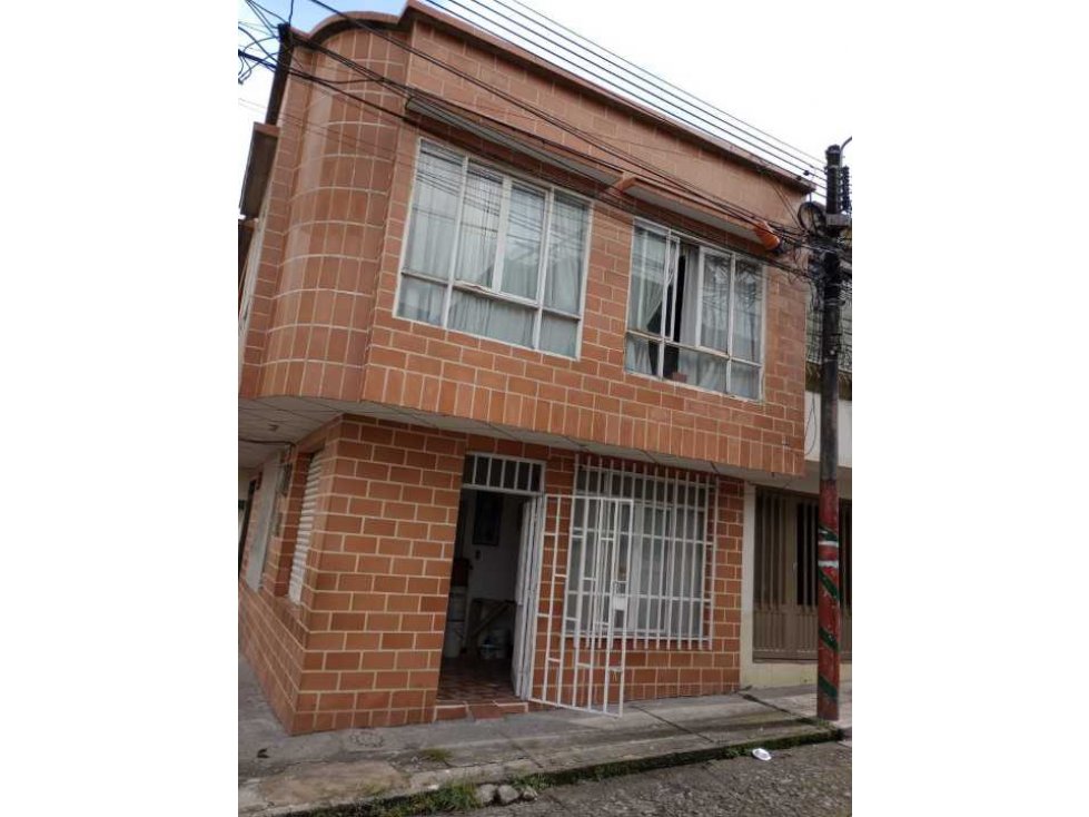 VENTA CASA BARRIO JUPITER