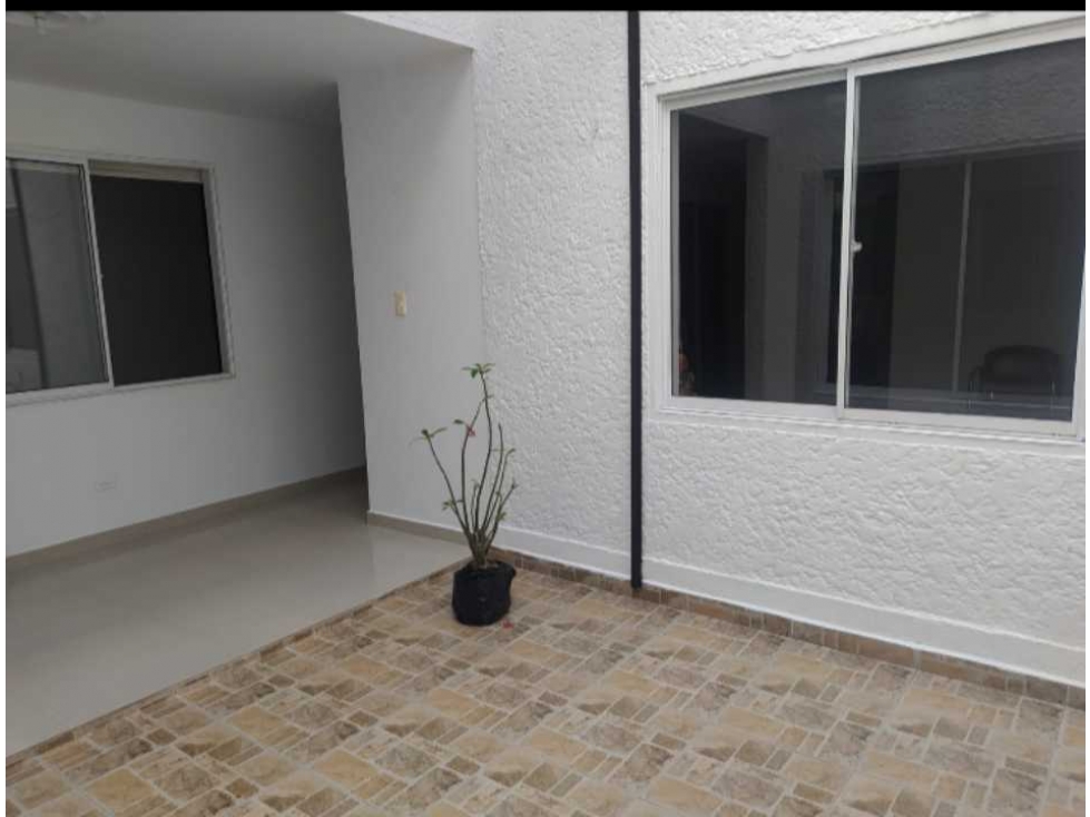 Venta de casa Propiedad Horizontal primer piso en Simón Bolívar