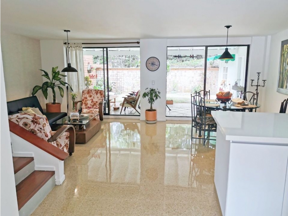 Venta de casa sector Loma del Chocho Envigado