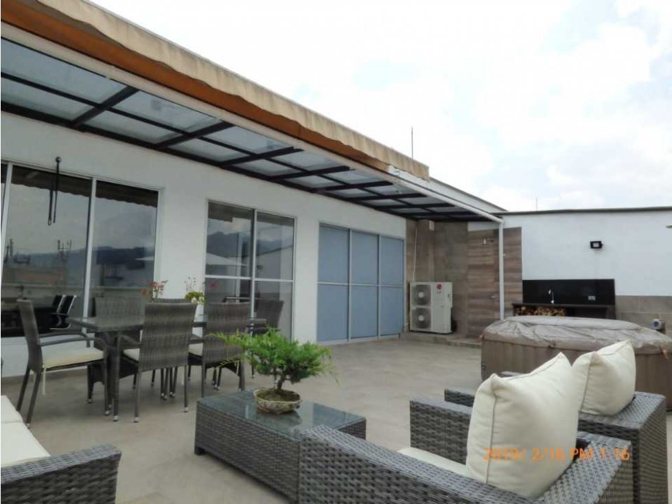 Venta de hermoso Penthouse en Envigado sector el Portal