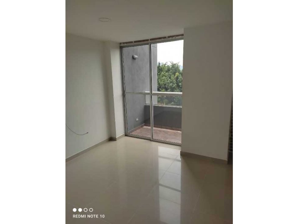 Venta Hermoso apto en San Joaquín