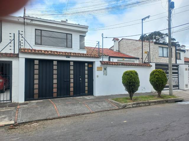 Casa en Arriendo en Las Villas Bogotá